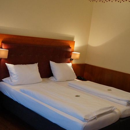Gasthof - Hotel Zum Loewen Schwabthal Extérieur photo